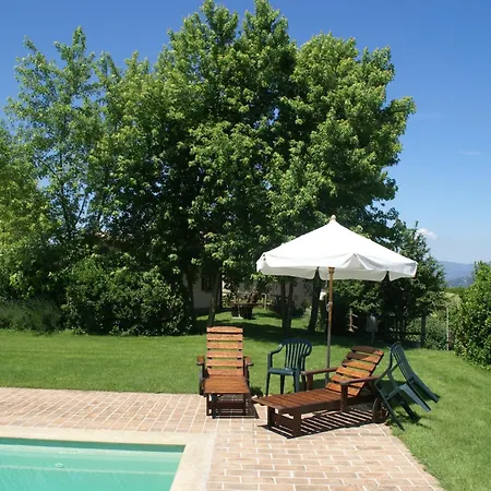 Nice With Pool And Beautiful Garden Holiday home Montone (Umbria)